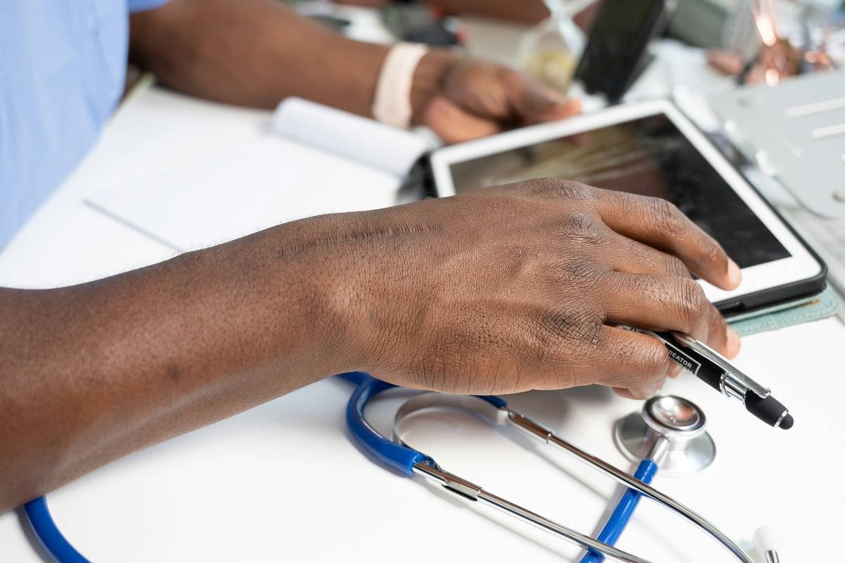 career advancement healthcare administrative what job: Your Fast-Track to Leadership in Health Care Ops